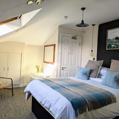 Hillside Lodge B&B Клифден Экстерьер фото